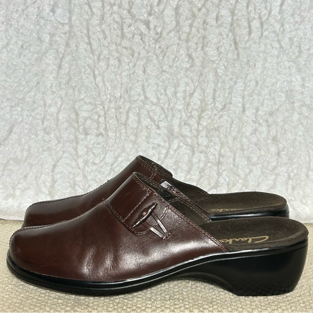Clarks Womens Brown Leather Slip On Mule Clogs Wedge Shoes SZ US 7 M - Picture 2 of 12